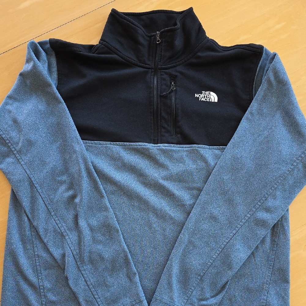 The North Face Black and Blue Half-Zip Pullover Fleece